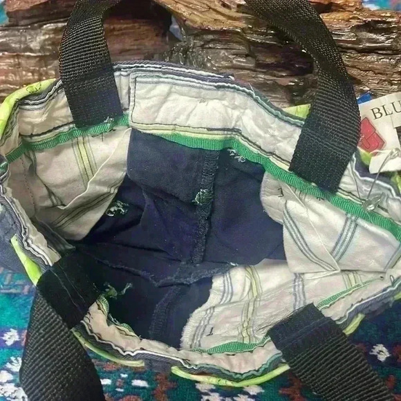 Homemade, darling purse with ladybugs and frogs. Can’t get any cuter than this! - Picture 8 of 12